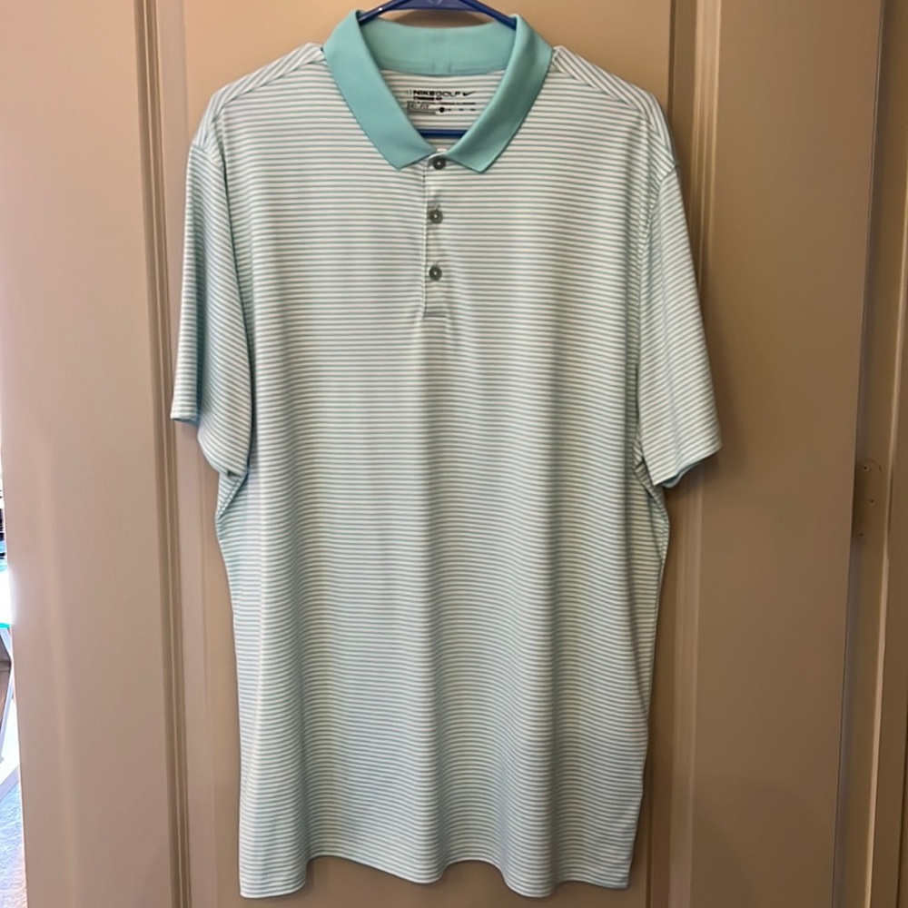 Nike Golf Men’s Standard Fit Dri-Fit Polo (size XL)